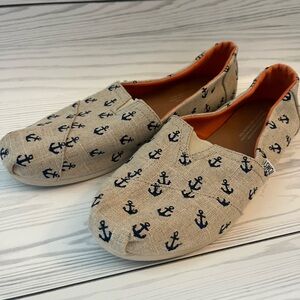 Tom’s Anchor Slip On